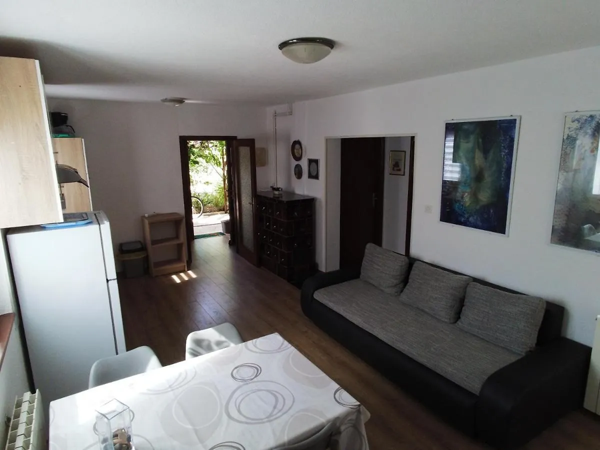 Apartments Katina Tkon