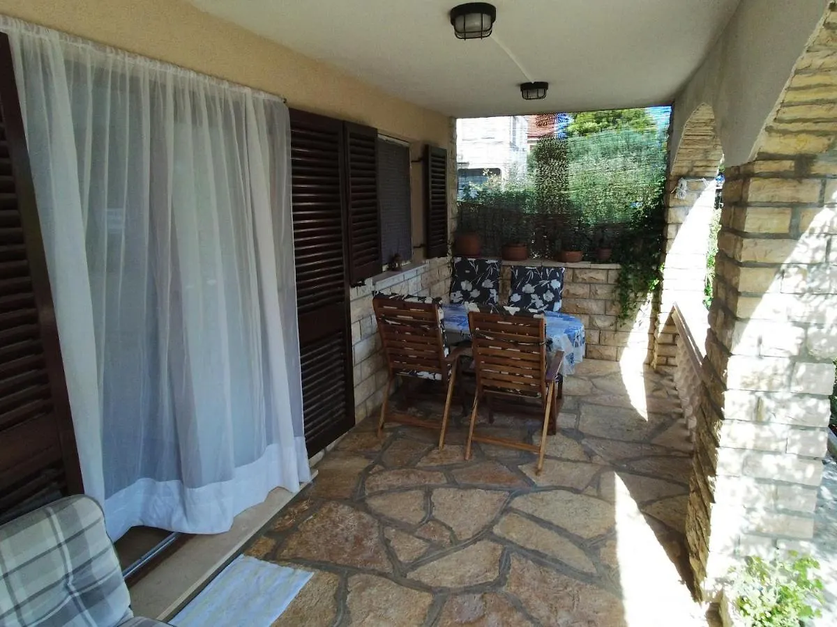 Apartments Katina Tkon Croacia