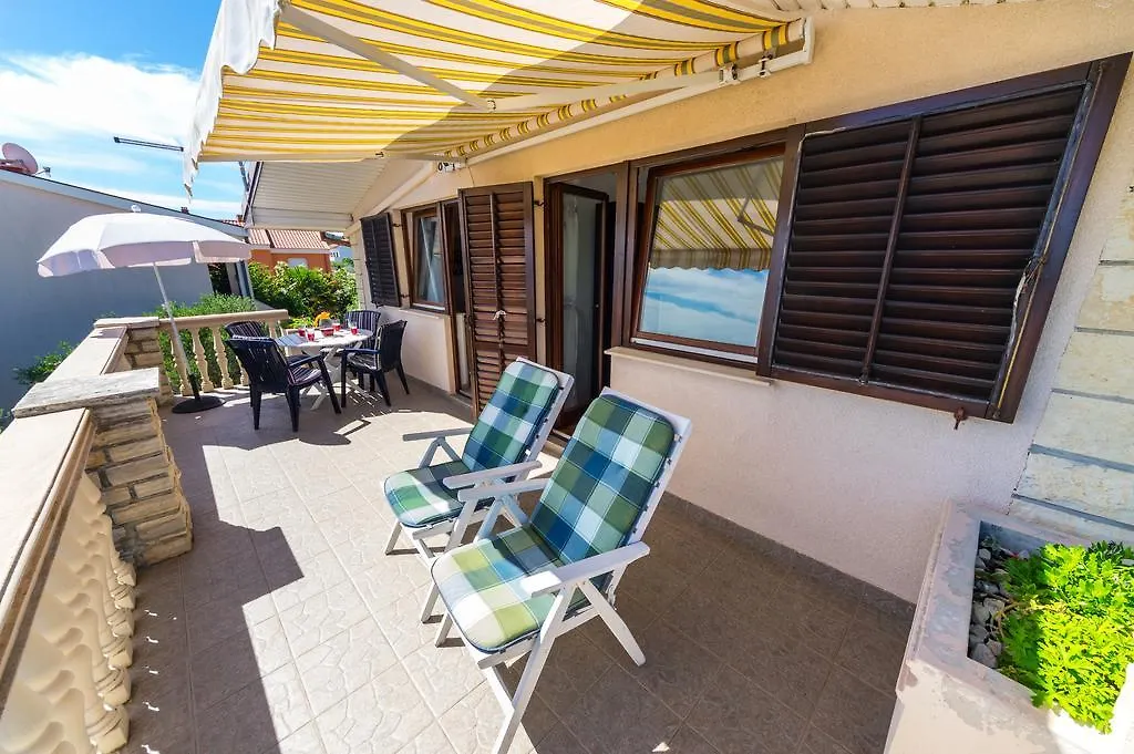 Apartments Katina Tkon Croacia