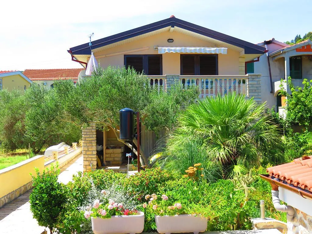 Apartments Katina Tkon
